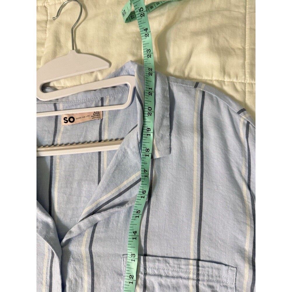 SO Light Blue Striped Cropped Button Front Shirt Short Sleeve XL Beachy NWOT - Picture 9 of 9